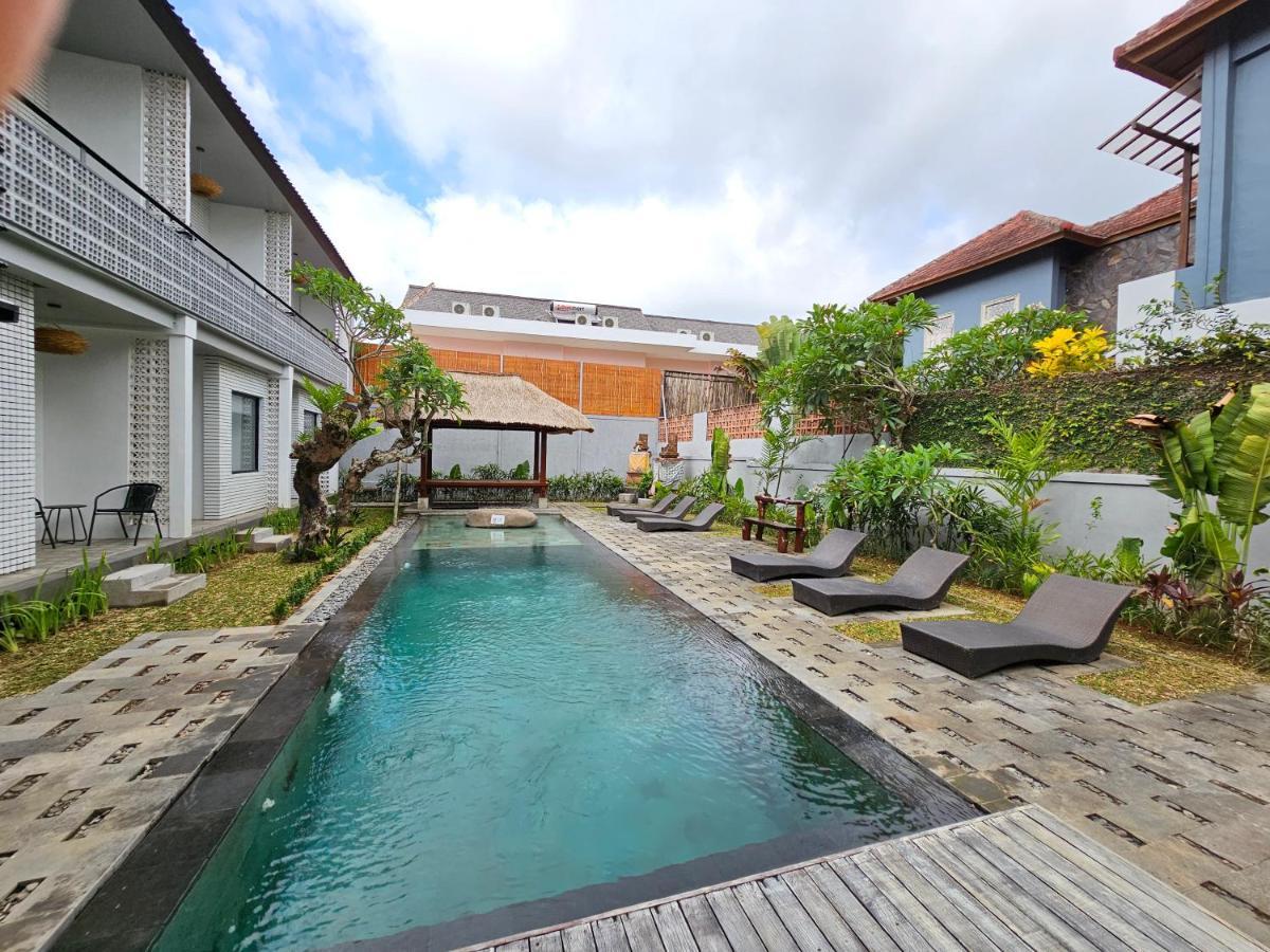 Chandi Hotel Ubud Exterior photo