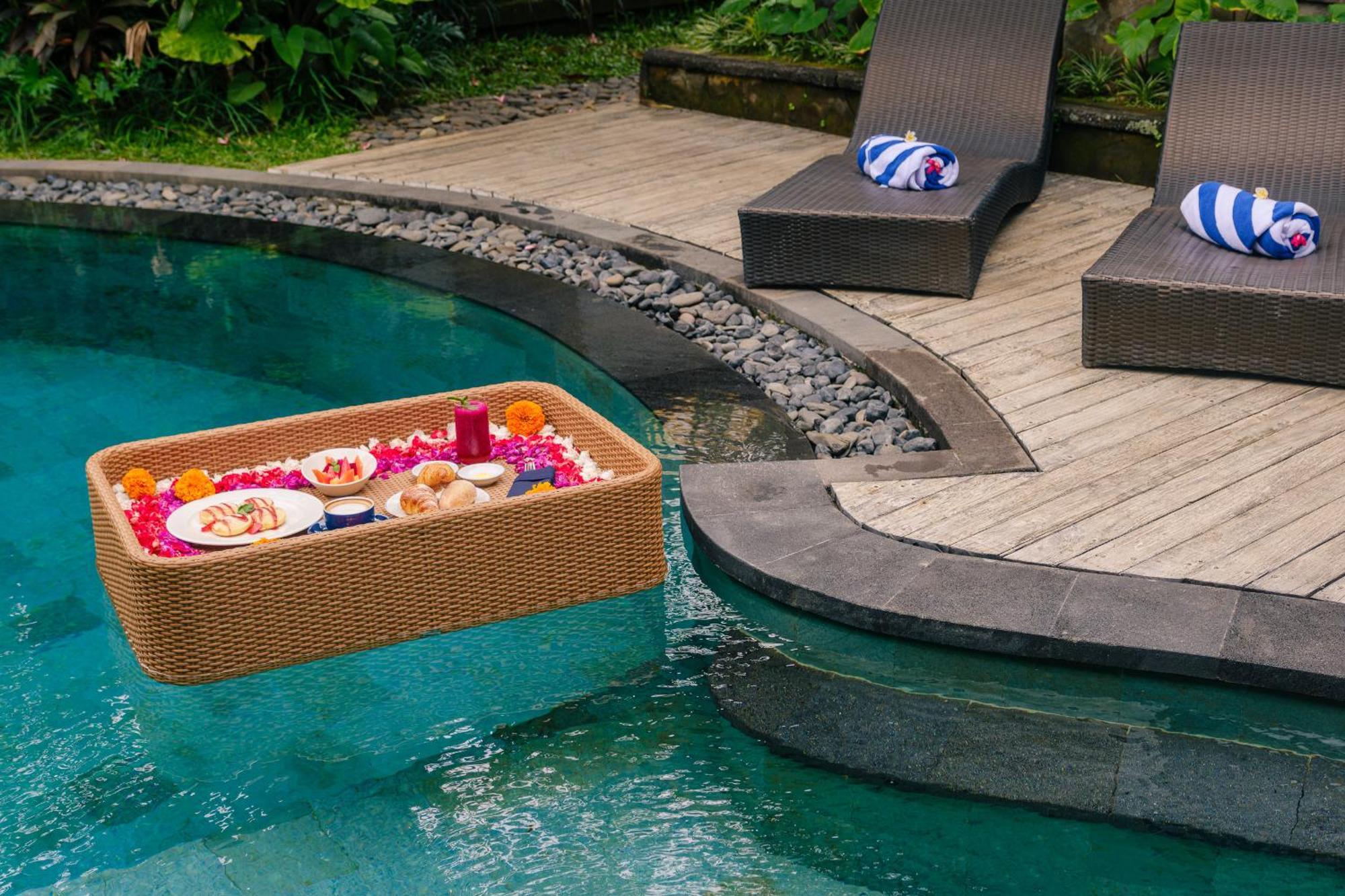 Chandi Hotel Ubud Exterior photo